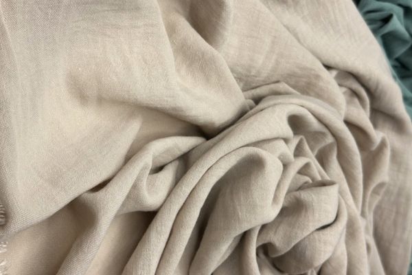 Плательная ткань Аделина жатка Бежевая